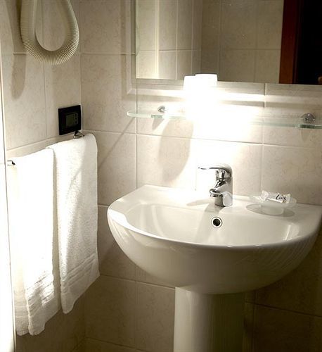 Hotel Nuovo Metro Milano Eksteriør bilde
